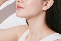 Vì Sao Da Bạn Dễ Nổi Mụn Sau Khi Đi Spa – Và Cách Khắc Phục Hiệu Quả