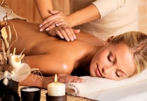 Massage Cổ Vai Gáy Thụy Điển – Giải Pháp Thư Giãn Cho Dân Văn Phòng Sau Những Giờ Làm Việc Căng Thẳng