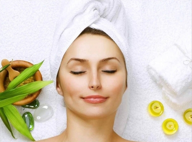Chăm Sóc Da Mặt Chuyên Sâu Bằng Vitamin E – "Thần Dược" Cho Làn Da Khô, Lão Hóa