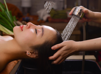 Gội Đầu Dưỡng Sinh Bồ Kết Thảo Mộc – Bí Quyết Nuôi Dưỡng Mái Tóc Suôn Mượt, Đen Dày Tự Nhiên