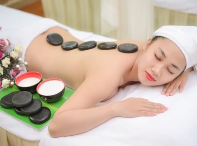 Thư Giãn Tuyệt Đối Với Dịch Vụ Massage Đá Nóng Tại Lisa Spa & Nail