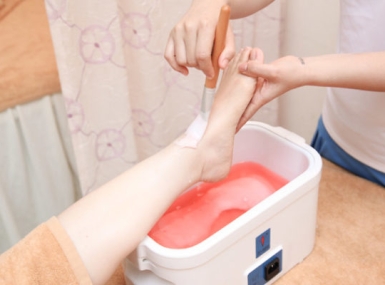 Ủ Paraffin Cho Tay Và Chân – Bí Quyết Phục Hồi Làn Da Khô Ráp, Sần Sùi