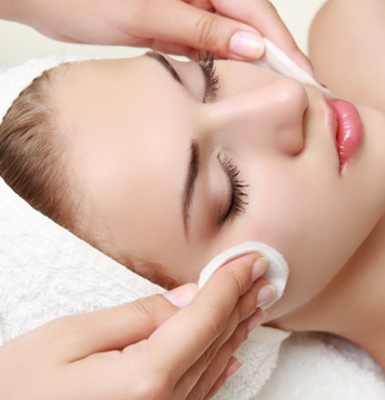 Chăm Sóc Da Chuẩn Spa Tại Nhà: 5 Bước Đơn Giản Giúp Bạn Giữ Gìn Làn Da Luôn Tươi Trẻ