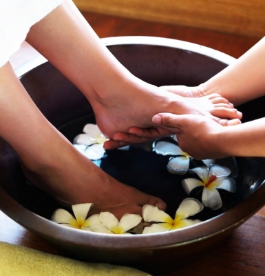 Massage Foot – Thư Giãn Đôi Chân, Hồi Phục Cơ Thể Tại Lisa Spa & Nail