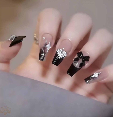 Dịch Vụ Làm Nail Quận 1 – Lisa Spa & Nail Chuyên Nghiệp, Đẹp & An Toàn