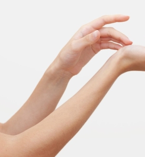 nửa cánh tay - đầy đủ cánh tay